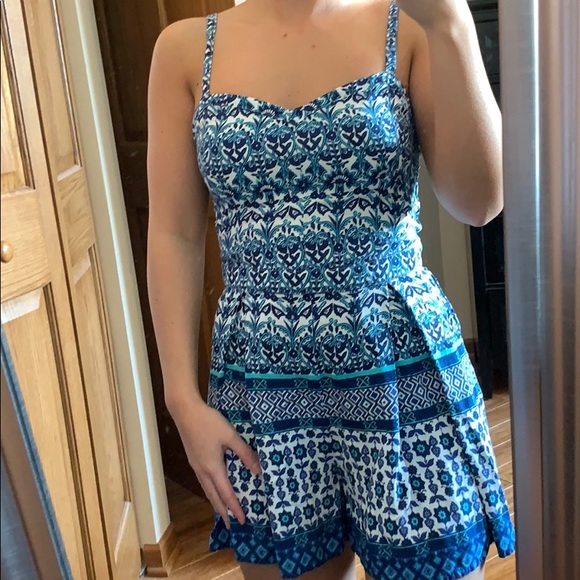 Hollister Dresses & Skirts - Romper